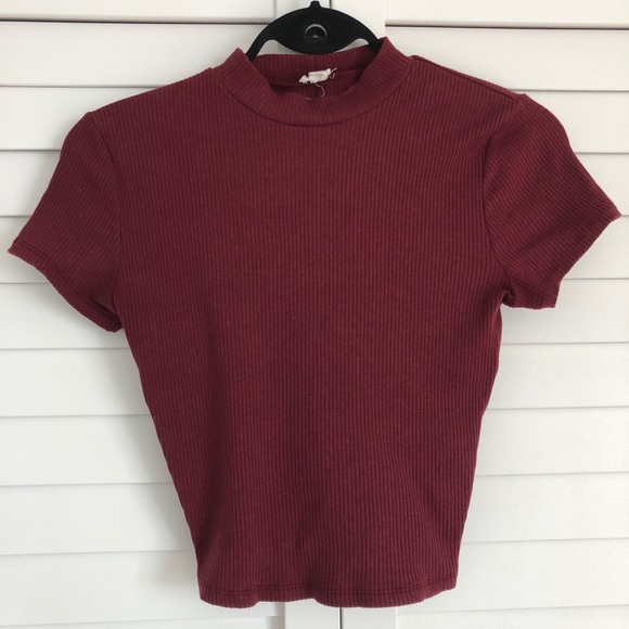Garage Tops - 🐧2/$15 Garage Lace Up Mockneck Crop T-shirt